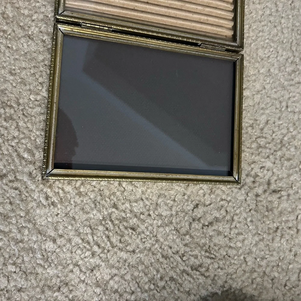 Vintage Double Photo Frame - Picture 4 of 8